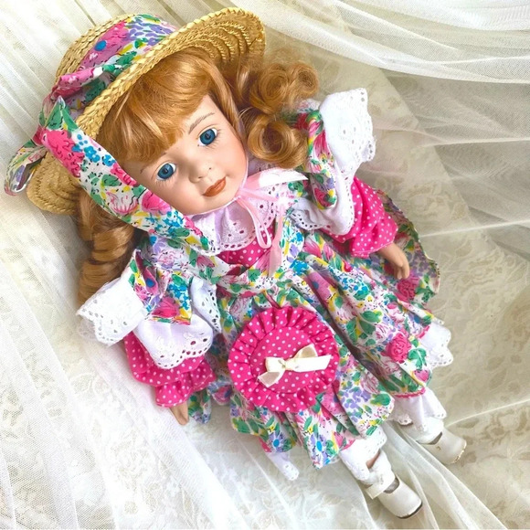 Porcelain Collectible Girl Doll with Colorful Dress & Matching Straw Hat 17" - Picture 8 of 8